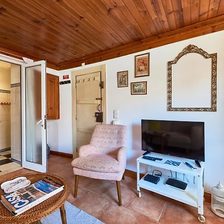 Light Filled Near Chiado, By Timecooler *