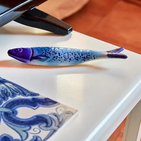 Light Filled Near Chiado, By Timecooler 아파트 리스본